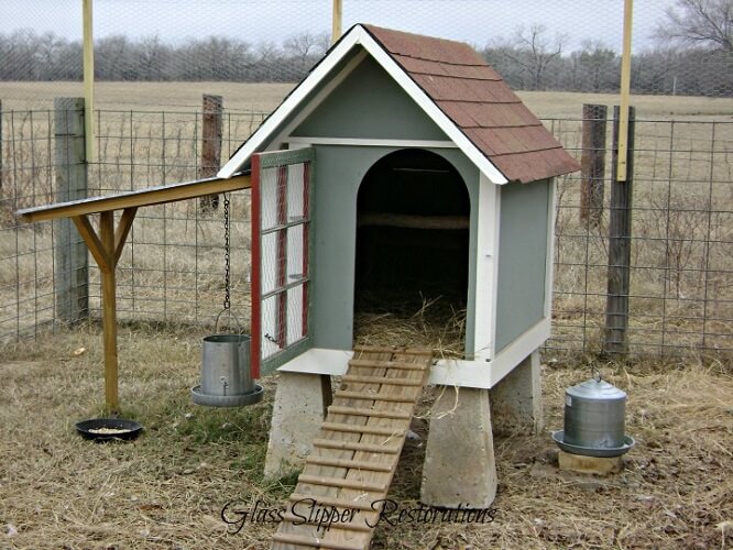 Repurposed Dog House Chicken Coop