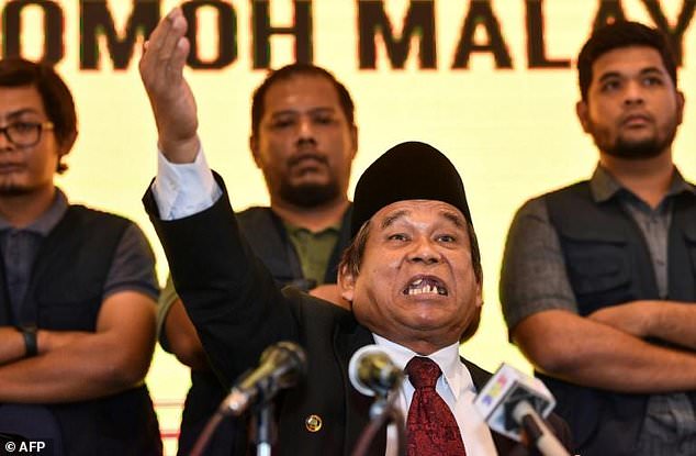 Malaysian shaman Ibrahim Mat Zin says he plans to stand as a candidate in next month