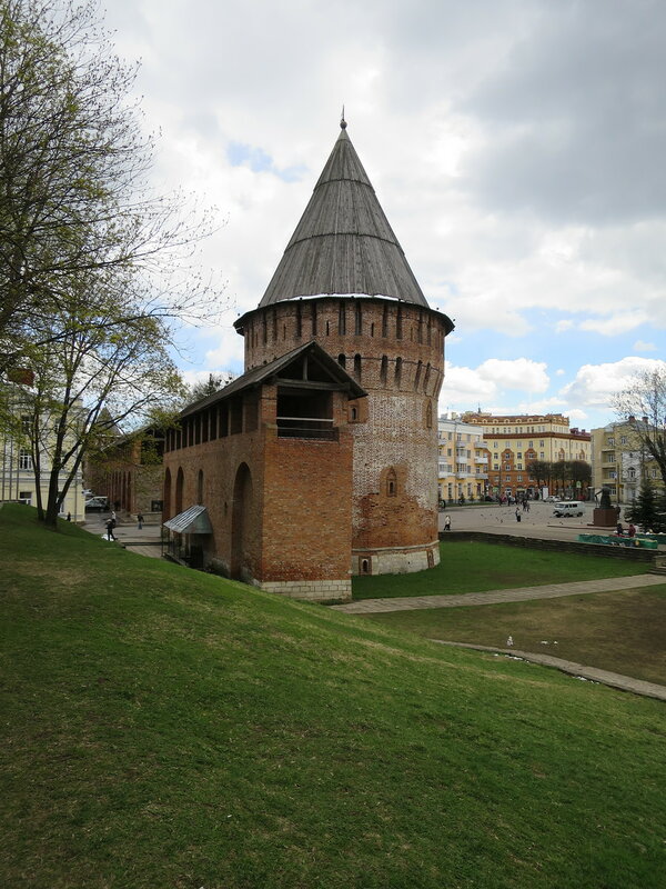 Громовая башня с вала от старых стен