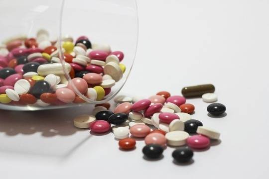 В Минздраве заявили о том, что Россия пока зависит от импорта лекарств на фармацевтическом рынке